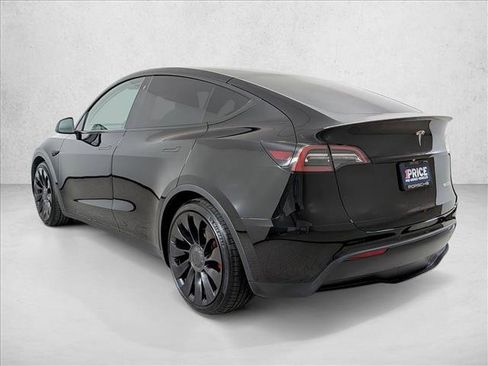 Used 2022 Tesla Model Y Performance image 3