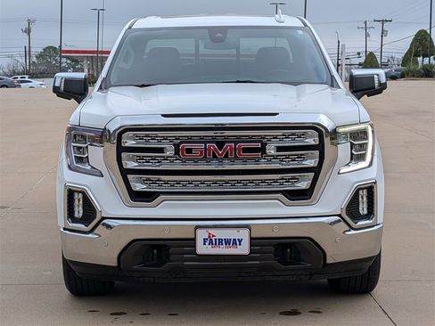 Used 2021 GMC Sierra 1500 SLT image 2