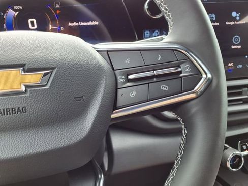 New 2025 Chevrolet Silverado EV LT image 30