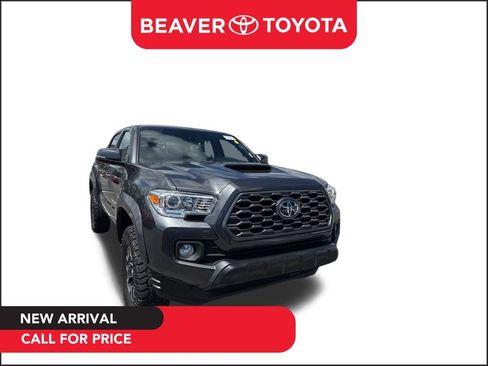 Used 2020 Toyota Tacoma TRD Off-Road w/ Technology Package image 1