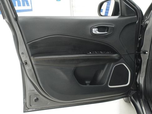 Used 2021 Jeep Compass Limited AWD/4WD image 21