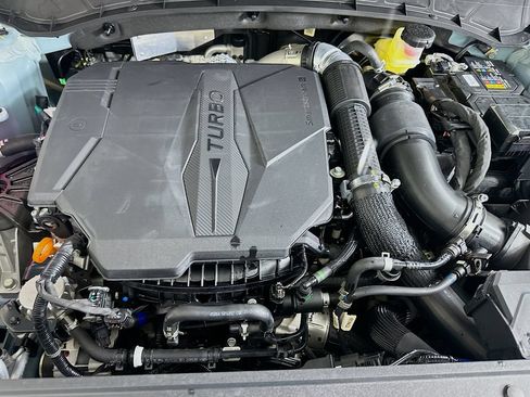 Certified 2025 Hyundai Santa Cruz Limited AWD/4WD image 31
