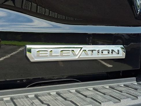 Used 2025 GMC Sierra 1500 Elevation AWD/4WD image 31