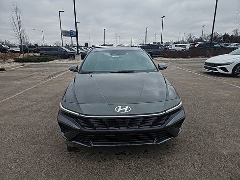 New 2026 Hyundai Elantra Limited image 8