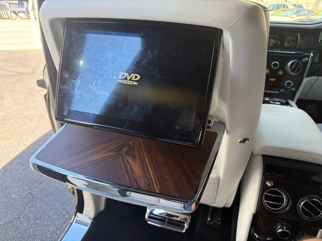 Used 2019 Rolls-Royce Cullinan AWD/4WD image 23