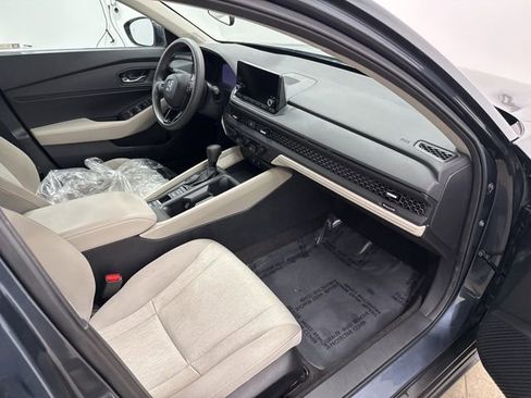 Used 2024 Honda Accord EX image 24