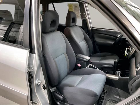 Used 2005 Toyota RAV4 4WD image 8