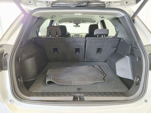 Used 2019 Chevrolet Equinox LT image 10