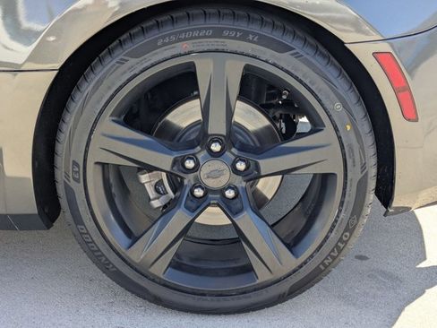 Used 2018 Chevrolet Camaro LT w/ RS Package image 23