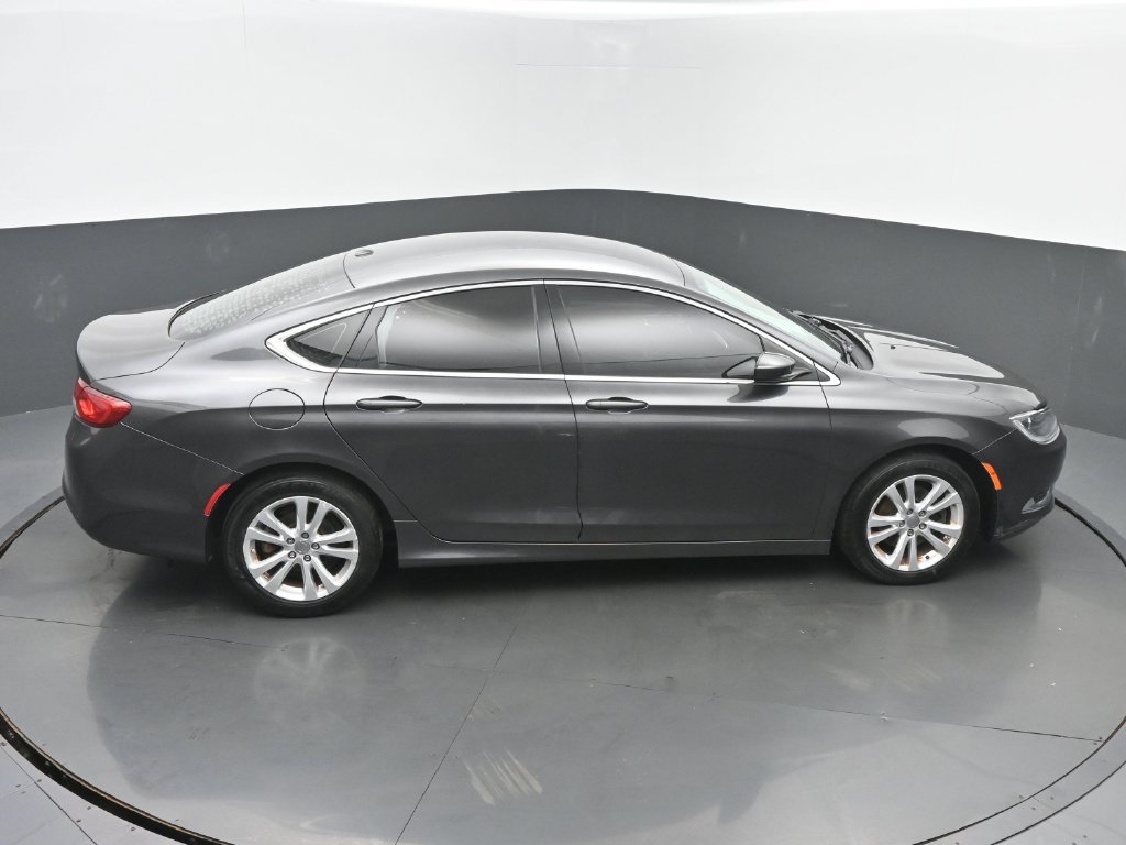 Used 2015 Chrysler 200 Limited w/ Convenience Group FWD image 43