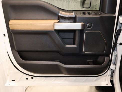 Certified 2022 Ford F350 Lariat w/ Lariat Ultimate Package image 10