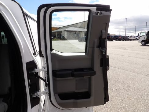 Used 2020 Ford F250 XL RWD image 30