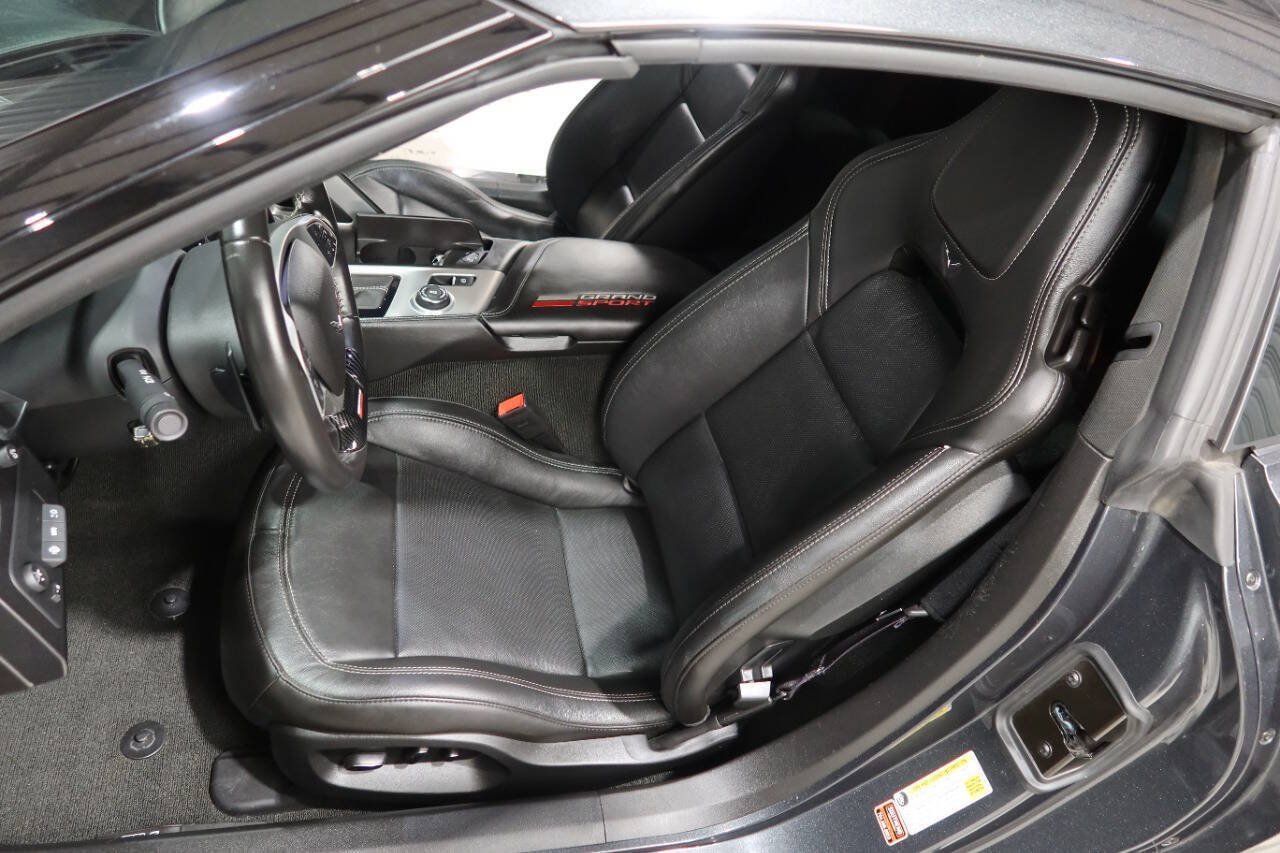 Used 2017 Chevrolet Corvette Grand Sport RWD image 16