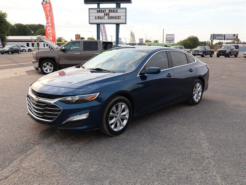 Used 2019 Chevrolet Malibu LT FWD image 3