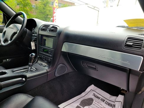 Used 2004 Ford Thunderbird Deluxe image 32