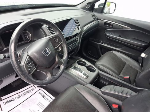Used 2023 Honda Passport EX-L image 4