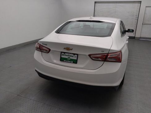 Used 2022 Chevrolet Malibu LT FWD image 7