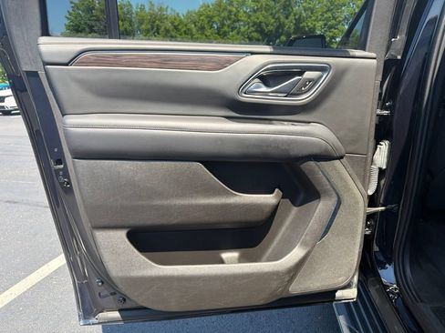 Used 2021 Chevrolet Suburban LS w/ Driver Alert Package AWD/4WD image 19
