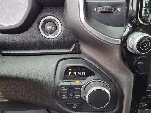Used 2025 RAM 1500 Big Horn image 38