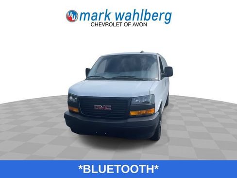 Used 2023 GMC Savana 3500 Extended w/ Driver Convenience Package RWD image 4