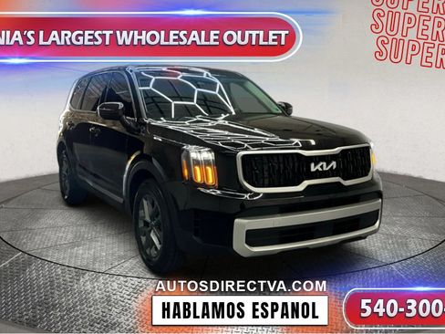 Used 2024 Kia Telluride LX image 2