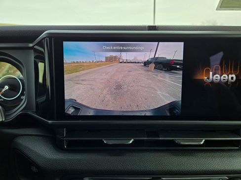 New 2026 Jeep Gladiator Sport image 21