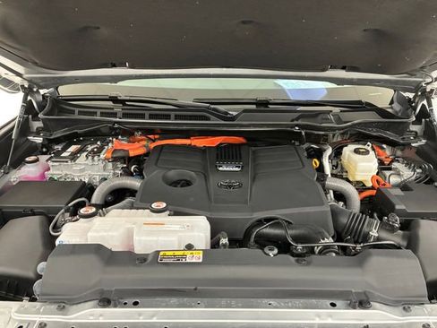 Used 2025 Toyota Tundra 1794 Edition w/ TRD Off-Road Package image 11