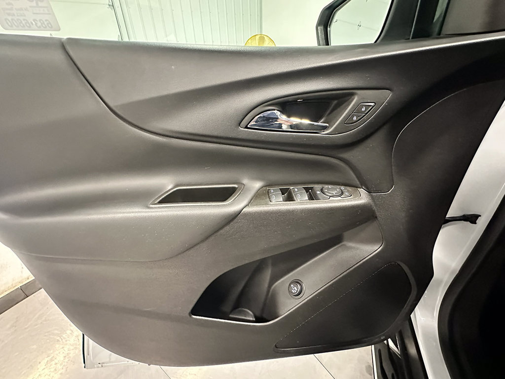 Used 2024 Chevrolet Equinox LT w/ LPO, Floor Liner Package AWD/4WD image 23
