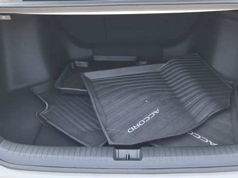 Used 2024 Honda Accord Touring image 10