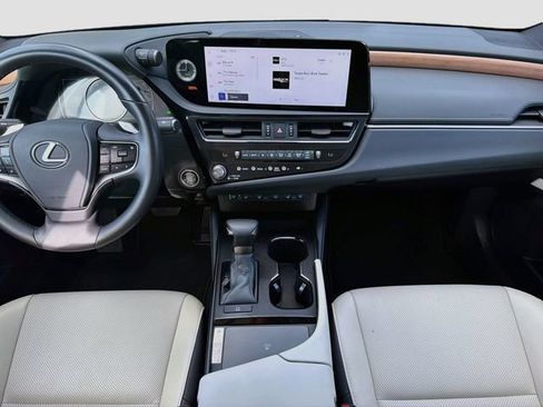 Used 2025 Lexus ES 350 w/ Premium Package FWD image 19