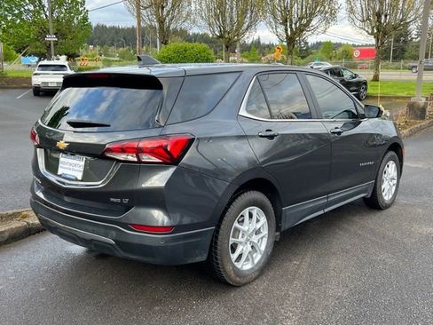 Used 2023 Chevrolet Equinox LT w/ Driver Convenience Package AWD/4WD image 4