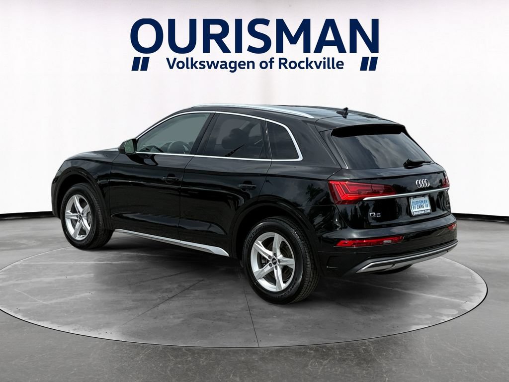 Used 2023 Audi Q5 2.0T Premium w/ Convenience Package AWD/4WD image 4
