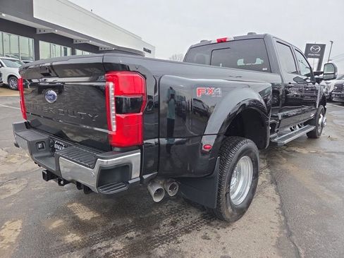 Used 2025 Ford F350 Lariat image 5