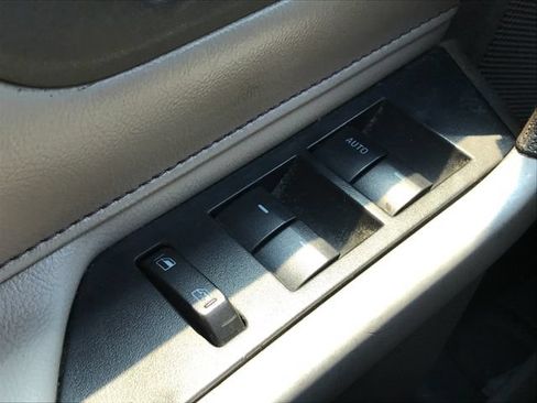 Used 2012 Ford Edge SE FWD image 11