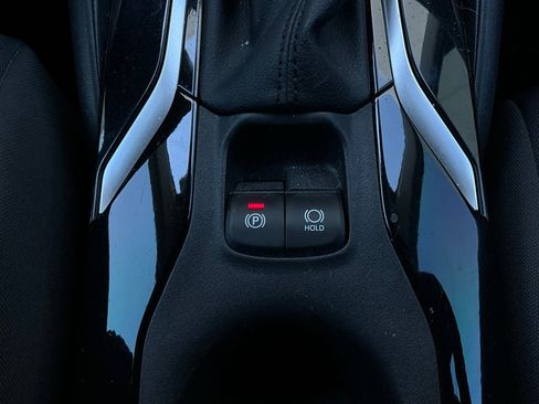 Used 2020 Toyota Corolla LE image 20