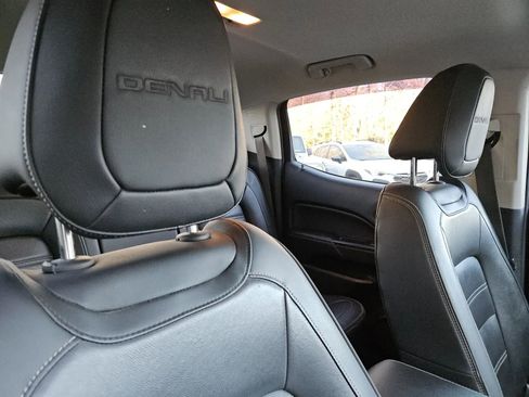 Used 2019 GMC Canyon Denali image 14