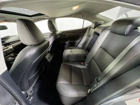 Used 2013 Lexus ES 350 image 24