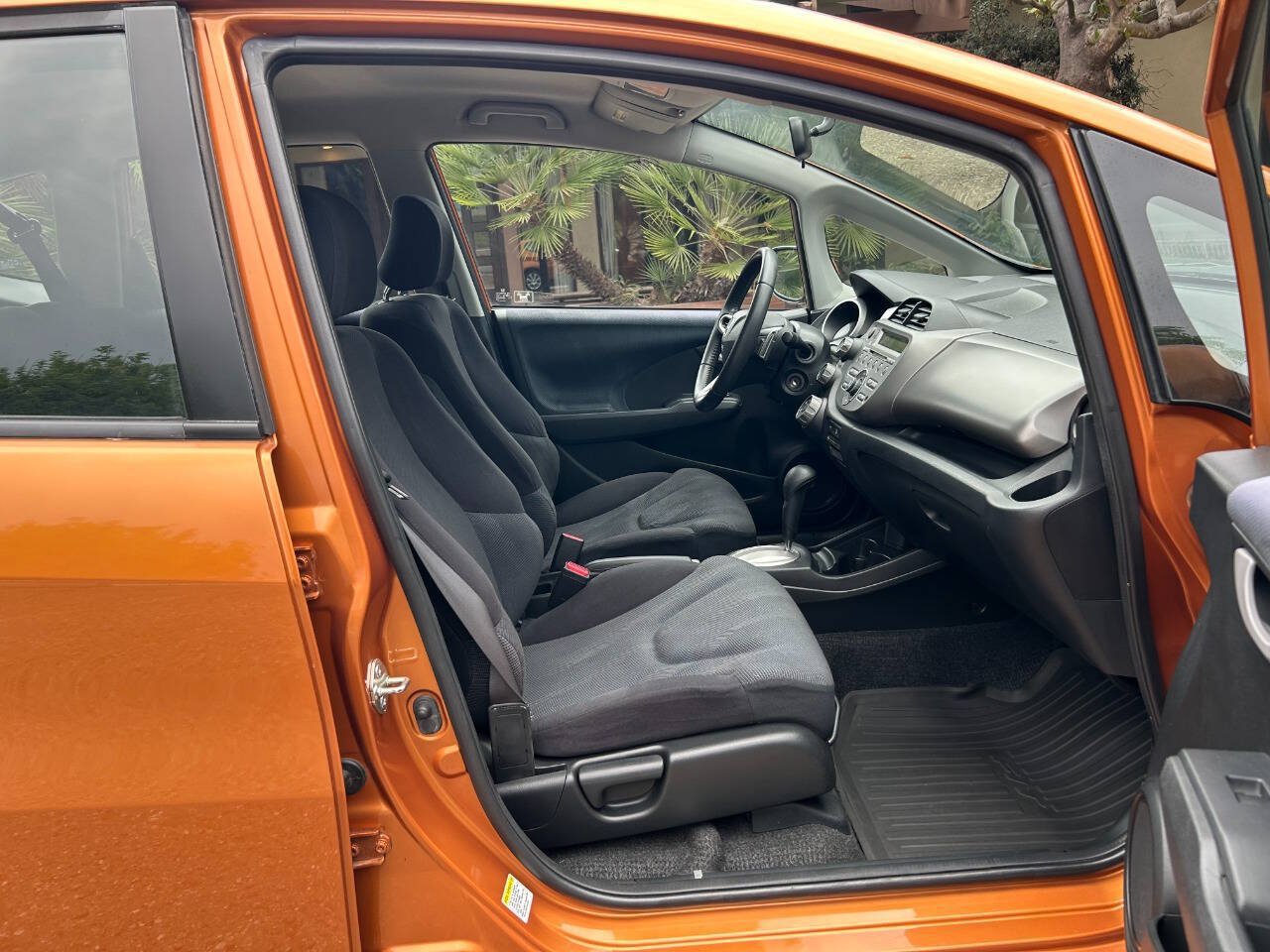 Used 2009 Honda Fit Sport image 34