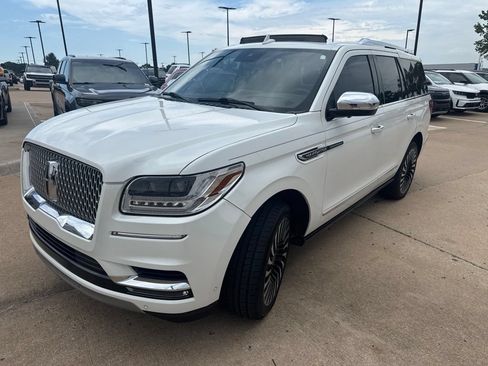 Used 2021 Lincoln Navigator Black Label w/ Cargo Convenience Package AWD/4WD image 3