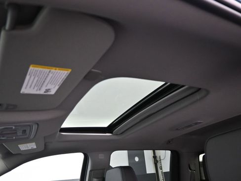 New 2026 GMC Sierra 3500 Denali w/ Denali Reserve Package image 23