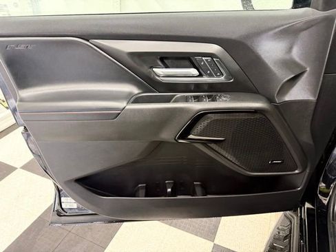 Used 2025 Chevrolet Silverado EV RST image 17