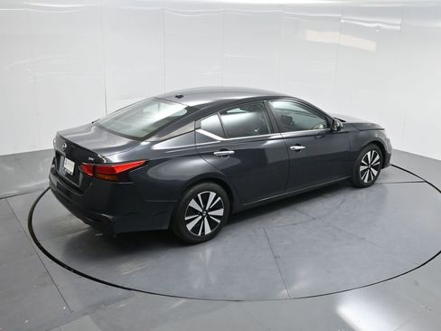 Used 2022 Nissan Altima 2.5 SV image 57