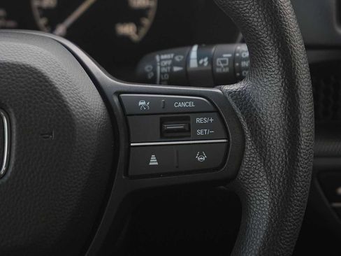 Certified 2025 Honda CR-V EX image 18