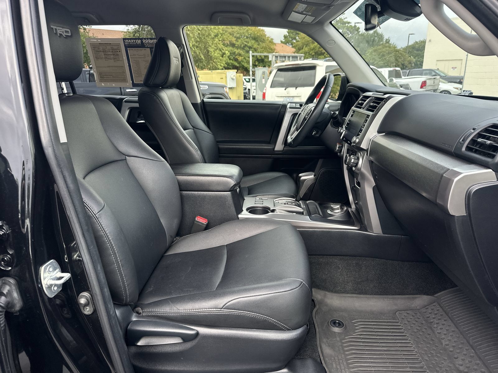 Used 2022 Toyota 4Runner TRD Sport AWD/4WD image 22