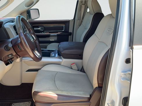 Used 2018 RAM 1500 Laramie Longhorn w/ Longhorn Southfork Package AWD/4WD image 17