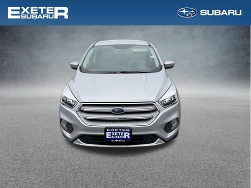 Used 2019 Ford Escape SE image 5