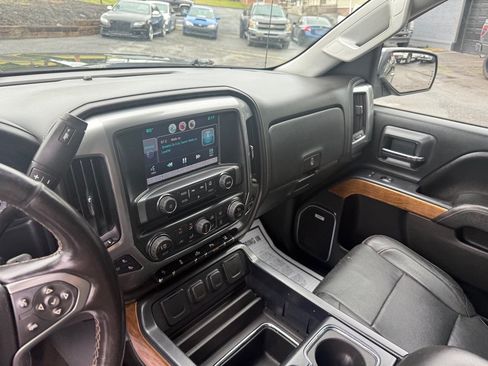Used 2015 Chevrolet Silverado 1500 LTZ w/ LTZ Plus Package AWD/4WD image 49