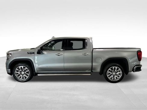 Used 2023 GMC Sierra 1500 Denali w/ Denali Reserve Package AWD/4WD image 4