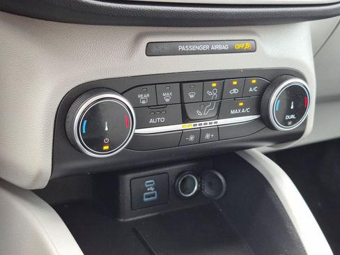 Used 2023 Ford Escape Active FWD image 18
