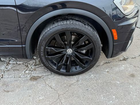 Used 2021 Volkswagen Tiguan SE R-Line image 55